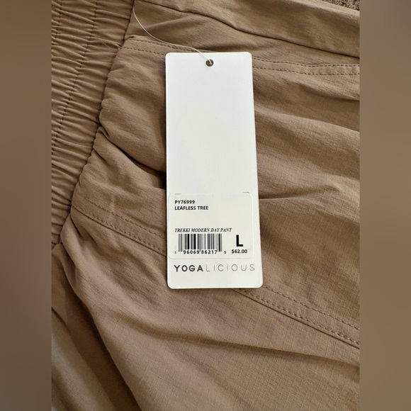 NWT Yogalicious Leafless Tree Trekki Modern Day Pant - L - Picture 7 of 8